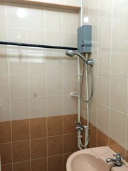 Blk 301 Ubi Avenue 1 (Geylang), HDB 3 Rooms #587745511